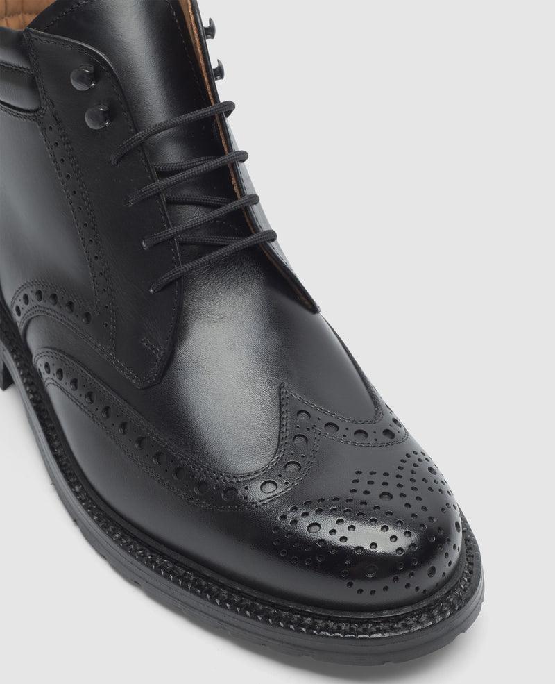 Janosh K Full Brogue BC - Schwarz